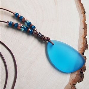 🦋NEW Aqua Sea Glass Coppertone Leather Necklace